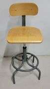 You are bidding on a Single, Swivel, Contoured Plywood, Adjustable Height Stools Chair by INTERION. 

More available in this auction.

Used and fully functional. See photos for details. 

From Company