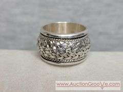 SARDA Sterling Silve Basket Weave Spinner Ring. Size 7. 8.1g. JB