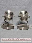 Pair of Hampton Bay Accent Lights. Perfect for adding a dramatic affect to your art work or decor. B3