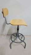 You are bidding on a Single, Swivel, Contoured Plywood, Adjustable Height Stools Chair by INTERION. 

More available in this auction.

Used and fully functional. See photos for details. 

From Company