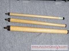 Pool Cue in Carrying Case. 55". T4
