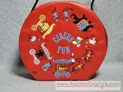 Vintage SPP Vinyl Circus Fun Lunch Box. Rare, Hard to Find. 9 x 3.5 x 8. A2