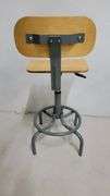 You are bidding on a Single, Swivel, Contoured Plywood, Adjustable Height Stools Chair by INTERION. 

More available in this auction.

Used and fully functional. See photos for details. 

From Company