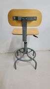 You are bidding on a Single, Swivel, Contoured Plywood, Adjustable Height Stools Chair by INTERION. 

More available in this auction.

Used and fully functional. See photos for details. 

From Company