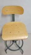You are bidding on a Single, Swivel, Contoured Plywood, Adjustable Height Stools Chair by INTERION. 

More available in this auction.

Used and fully functional. See photos for details. 

From Company