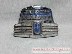 1940s Super Deluxe 8 Emblem. B1