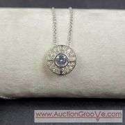 Silver Tone Avon Necklace. T5