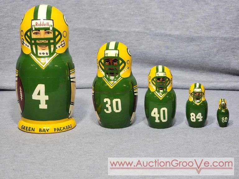 Green Bay Packers Nesting Dolls. Made in Russia T.T. #1. B