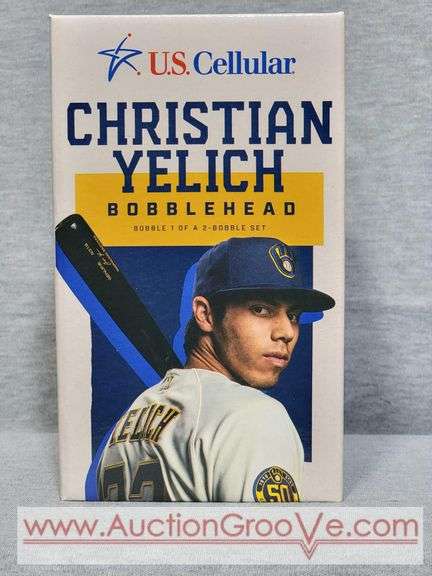Christian Yelich Milwaukee Brewers Bobblehead. B