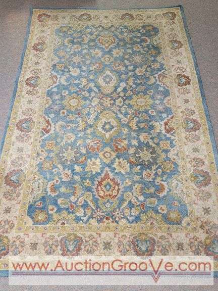 Kaleen Area Rug. 5' x 8'. Presumed to be Safavieh, 100% Pile Wool HandvMade in India. No smoking or pets. B