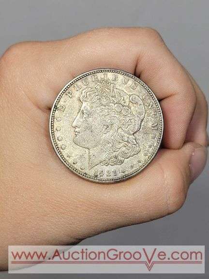1921-D Morgan Silver Dollar. Bb