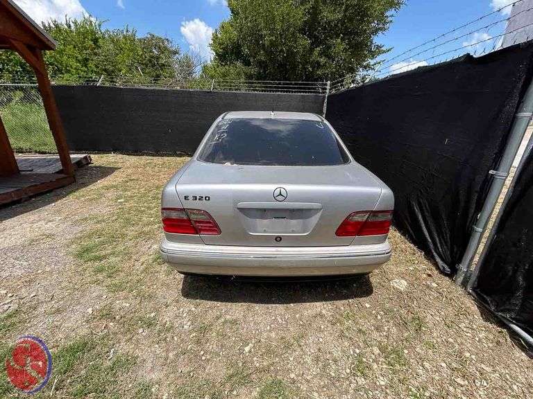 Lot 7