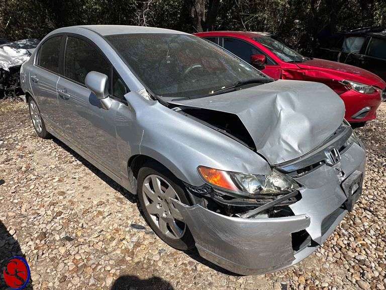 Lot 3