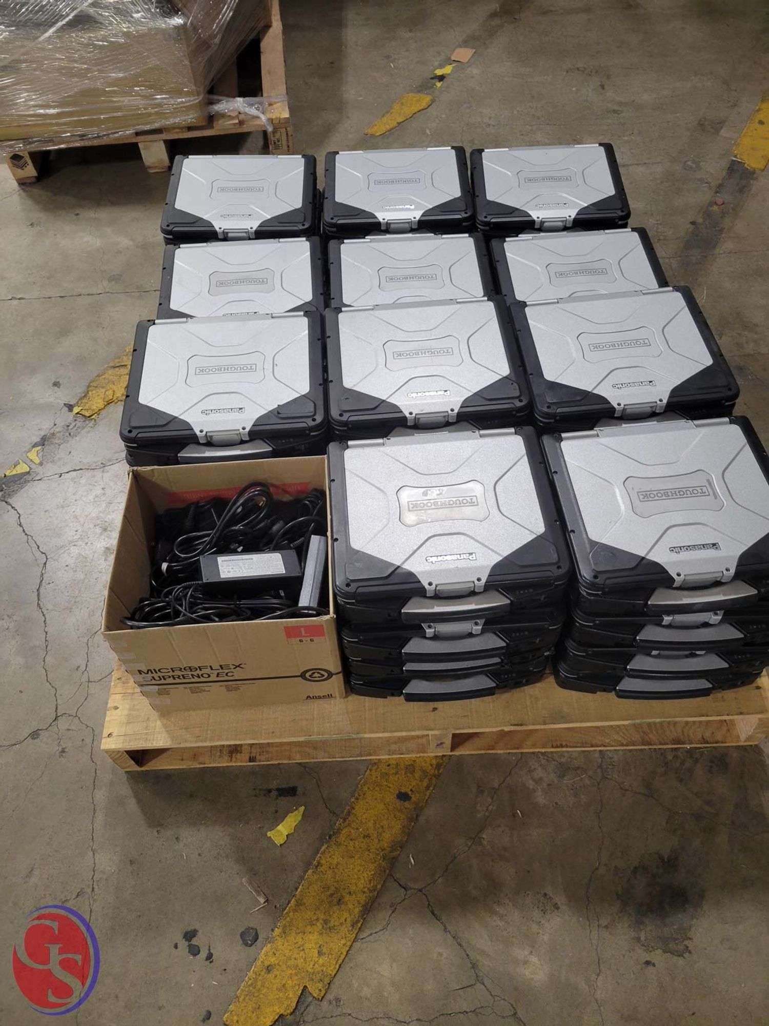 FNTC TNTR150 　21/22 Two-Rotor Latch 2-Position Intertrip, Right Hand, .286 in