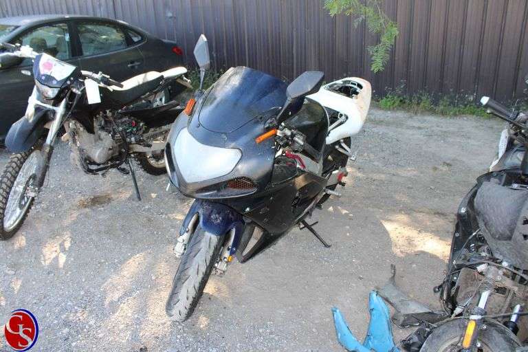 Lot 32