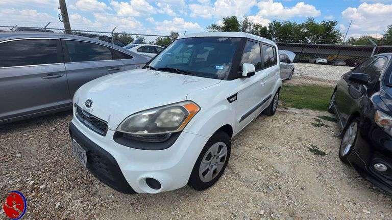 Lot 3