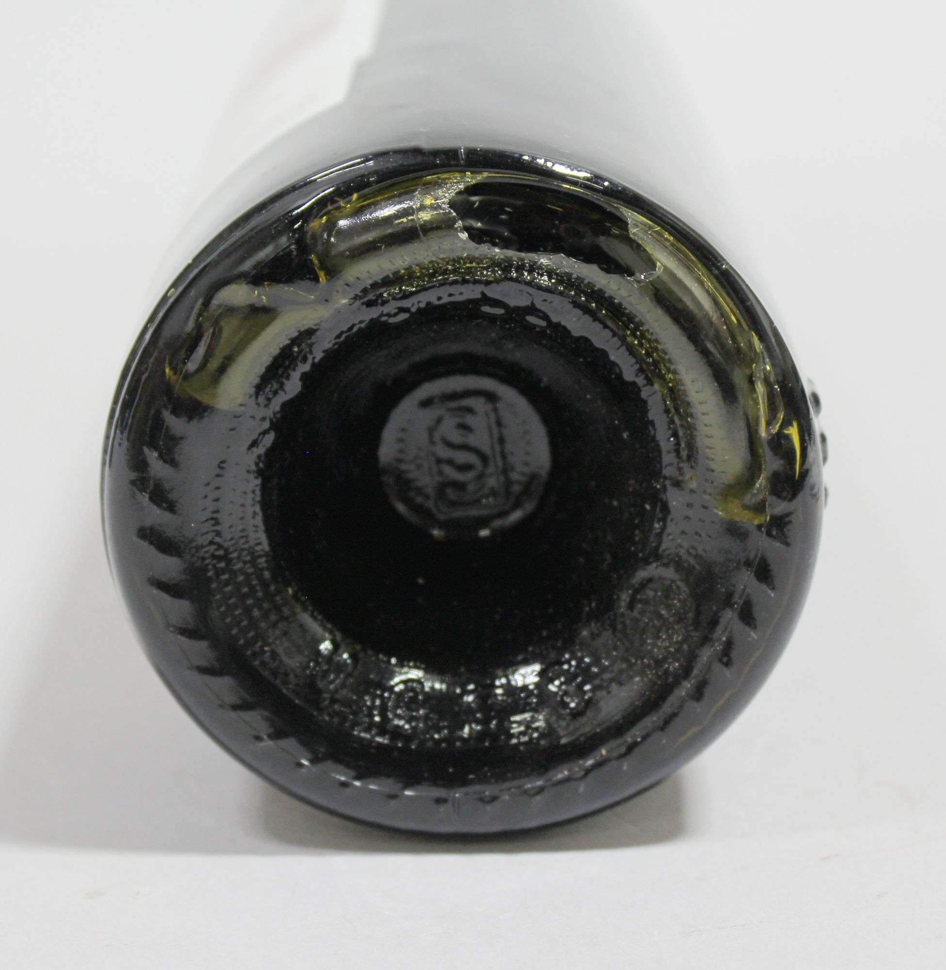 Château Cos d'Estournel 1982 (2 bottles) - Hodgins Halls Auction Group