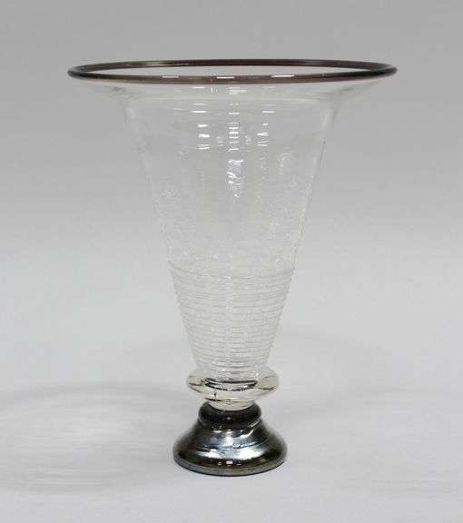 SIGNED ART GLASS VASE
