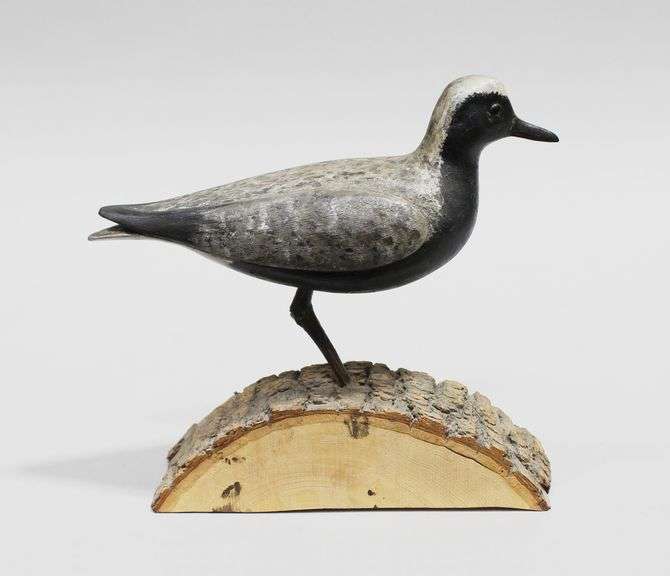 TORRY WARD HAND CARVED SHOREBIRD
