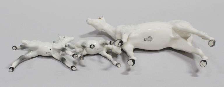 BESWICK BOIS ROUSSEL AND FOALS (3)