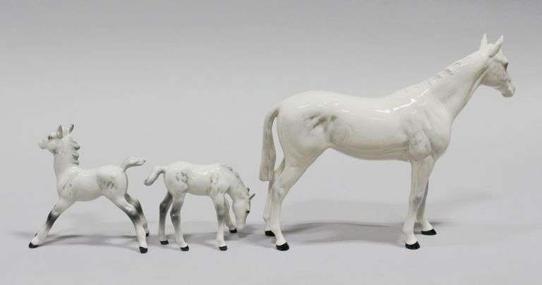 BESWICK BOIS ROUSSEL AND FOALS (3)