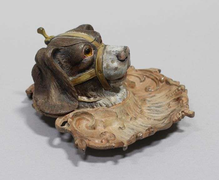 VICTORIAN FIGURAL DOG HEAD INKWELL