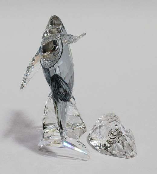 SWAROVSKI CRYSTAL PAIKEA HUMPBACK WHALE