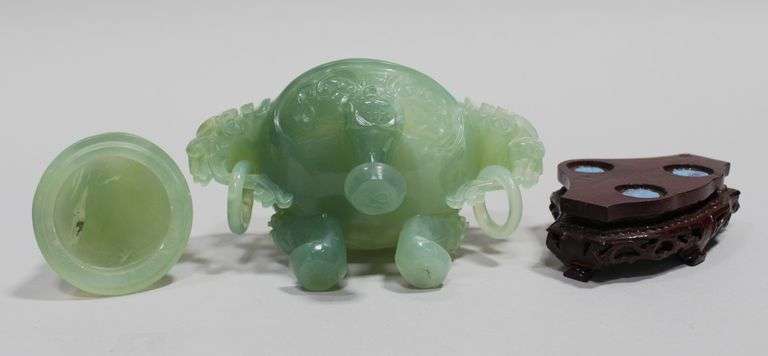 CHINESE CARVED JADE CENSOR