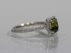 14kt WHITE GOLD / SAPPHIRE & DIAMOND RING