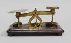 VICTORIAN BRASS POSTAL SCALE