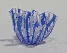 VENINI FAZZOLETTO ART GLASS BOWL