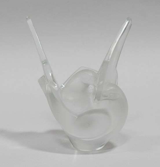 LALIQUE SYLVIE LOVEBIRDS VASE