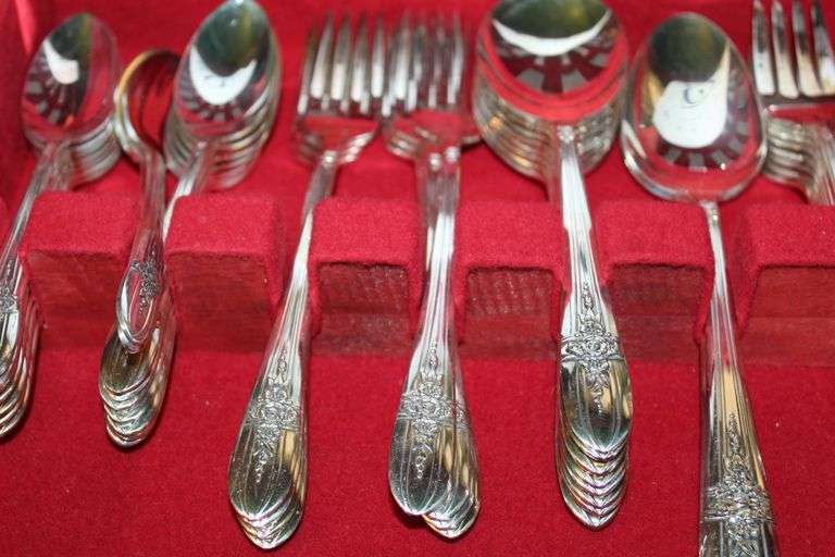 ONLINE ONLY – Jan 13 thru Jan 20 | Furniture – Household - Collectibles | Estate of Lucille Cox