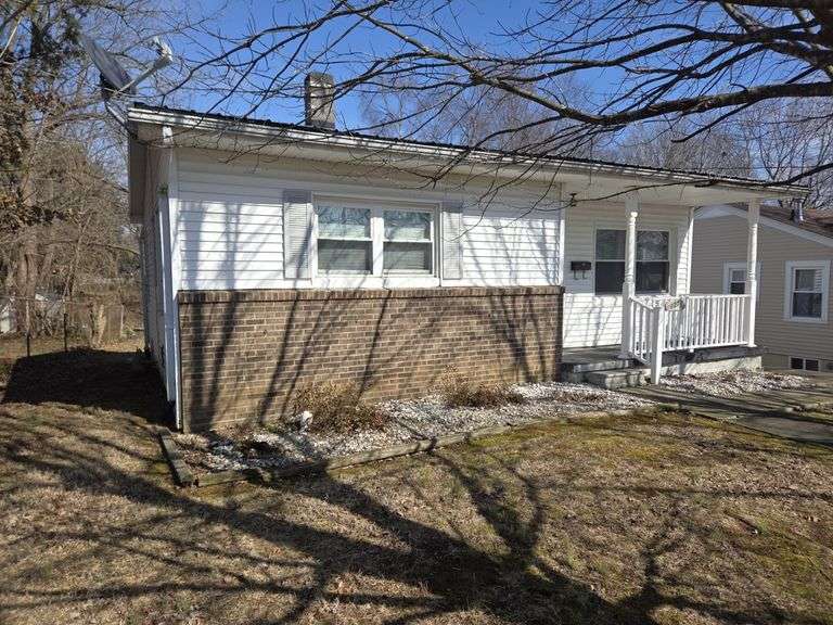 ONLINE – 03/19 thru 03/26 2 BR 2 BA Home w/Bsmt