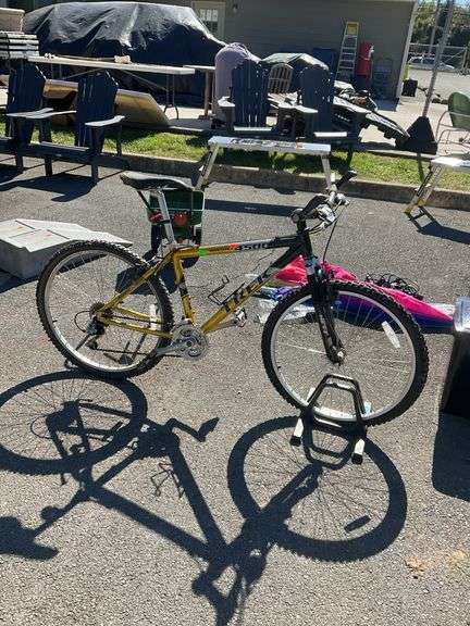 Trek bike, aluminum 4500 frame, brakes and tires need work