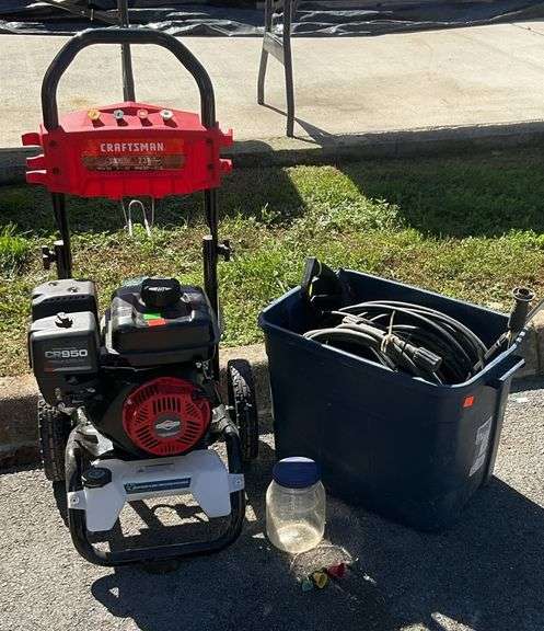 Craftsman pressure washer, 3000 max PSI, 2.3 max GPM, 208cc, 9.50HP, with wands, hose lines and nozzle attachments, powered by Briggs and Stratton, engine does start, but item wasn’t hooked to spigot to test wands and hose line