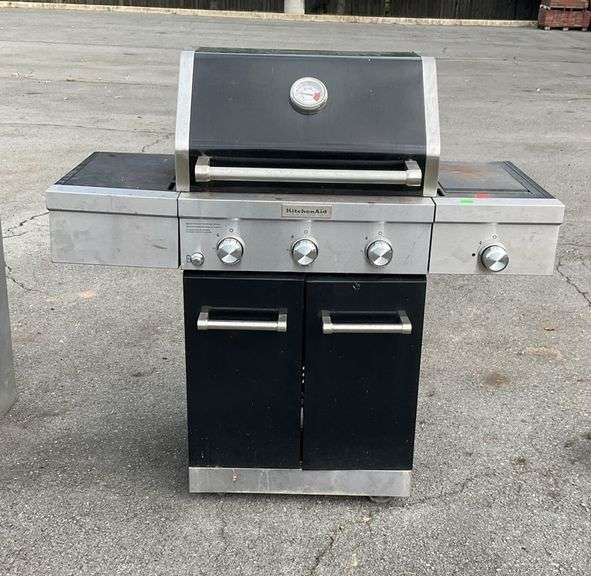 Kitchen Aid three burner grill with side burner, tested and work but grates rusted and need replaced