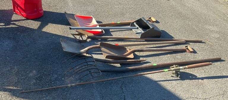 Long handle tool lot, pitchfork, shovels, dust pans