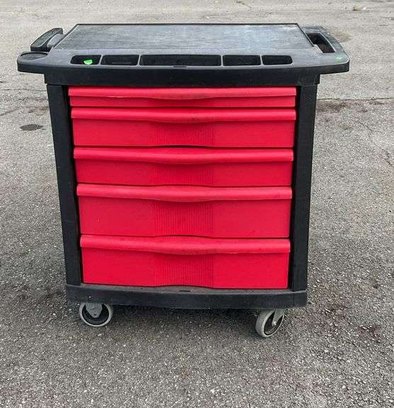 Rubbermaid mobile cart, five drawers, 33”L x 19”W x 32.5”H, the third and fourth drawer stick and is cracked on bottom right backside, still with that said would made good workshop or garage cart for tools