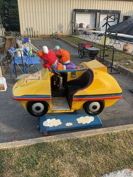 Sesame Street Elmo and Zoe coin operated ride, tested and working, the locked was drilled out but doesn’t affect the mechanics of the machines, noise making buttons work