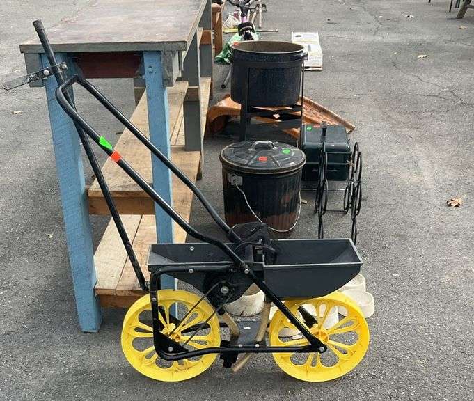 Precision garden seeder, with row planter
