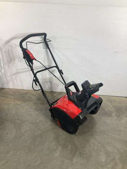 Powersmart electric snow thrower, 14”clearing width, crank handle adjustable chute, tested and working