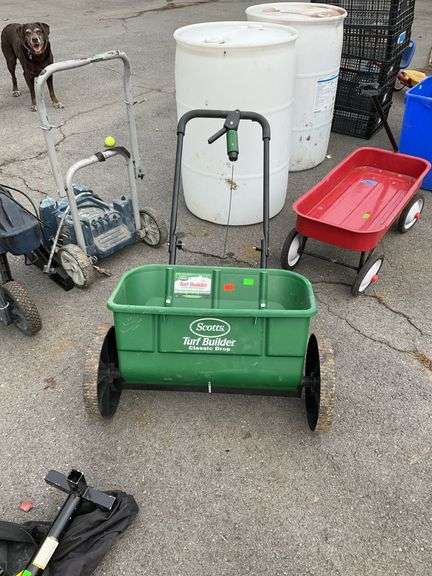 Scotts Drop type Fertilizer spreader