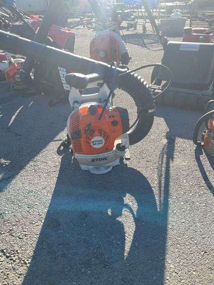Stihl backpack leaf blower, BR200, item comes from locale sales/repair shop, sells as-is for parts of repairs