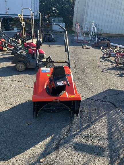 Ariens snow thrower m 21”clearing width, 208cc engine, item comes from locale sales/repair shop, sells as-is for parts of repairs
