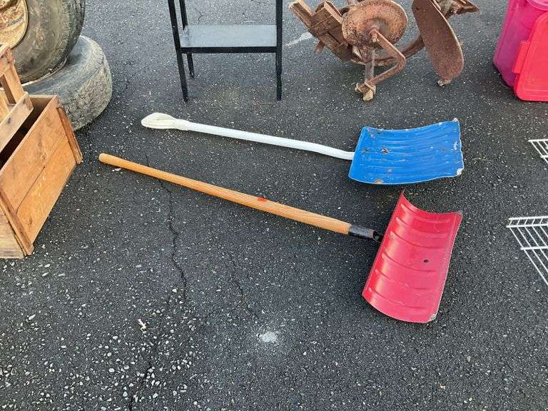 2-metal head shovels