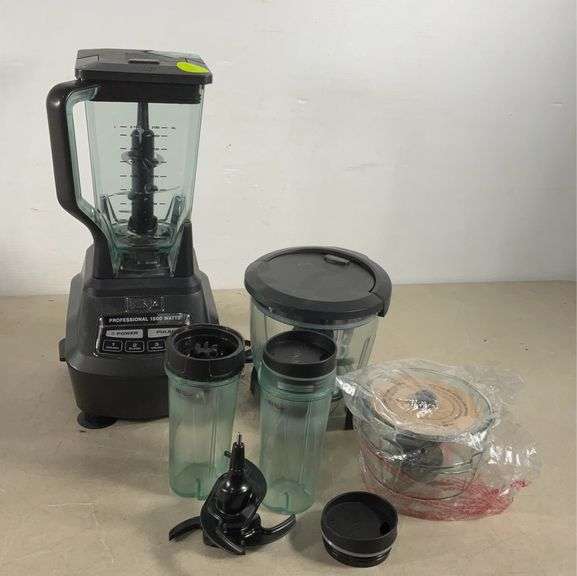 Ninja blender with various attachments, powers up Hash Auctions