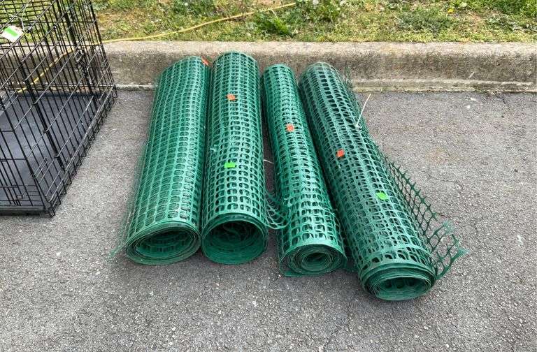 4 partial rolls of plastic fencing, 40 inches tall