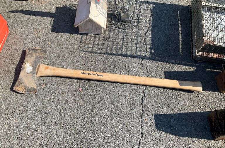 Mintcraft pro, Double sided axe, wooden handle