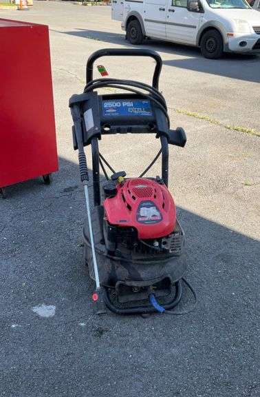 Pressure washer, 6.5HP, 2500PSI, powered by Briggs and Stratton, non tested by Hash Auctions
